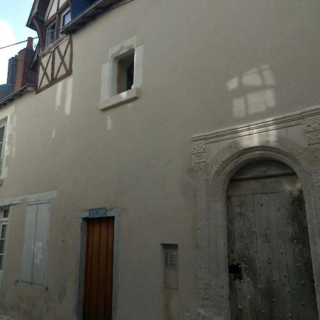 Charme Et Confort Blois Centre Apartment Exterior photo